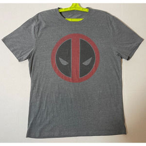 Marvel Deadpool T Shirt Old Navy Collectibles Gray Size L FLAWS
